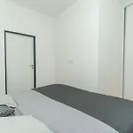 Apartment Krakens *